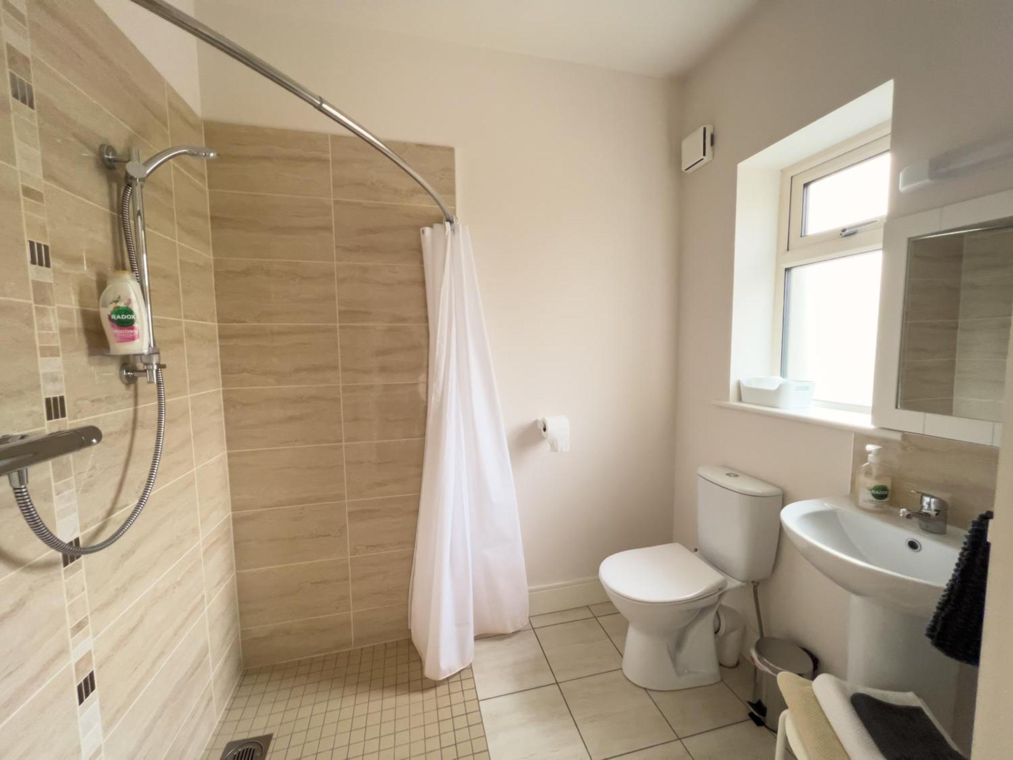 Woodview Lodge 特里姆 外观 照片